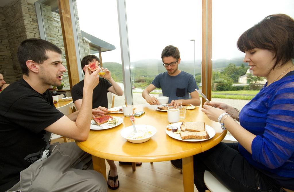 Errigal Youth Hostel Gweedore Buitenkant foto